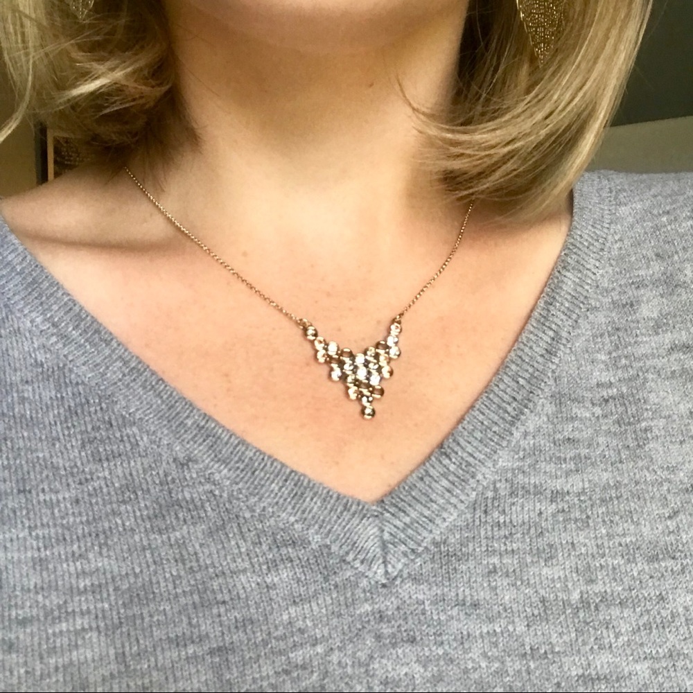 Simple gold necklace with rose gold details